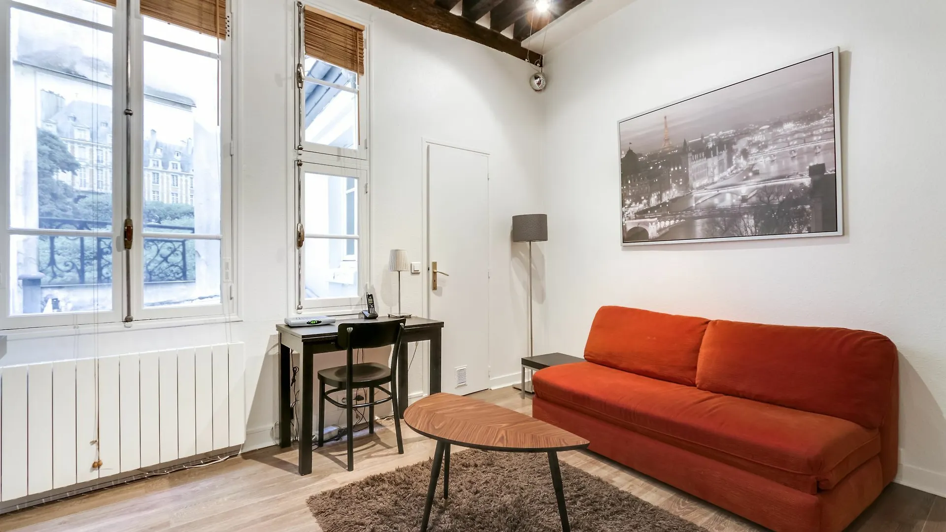 Les Appartements Du Louvre Paryż